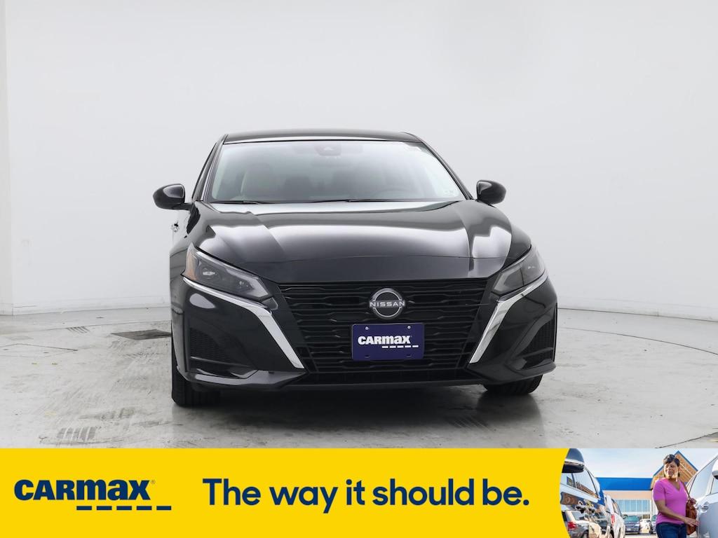 used 2023 Nissan Altima car, priced at $22,998