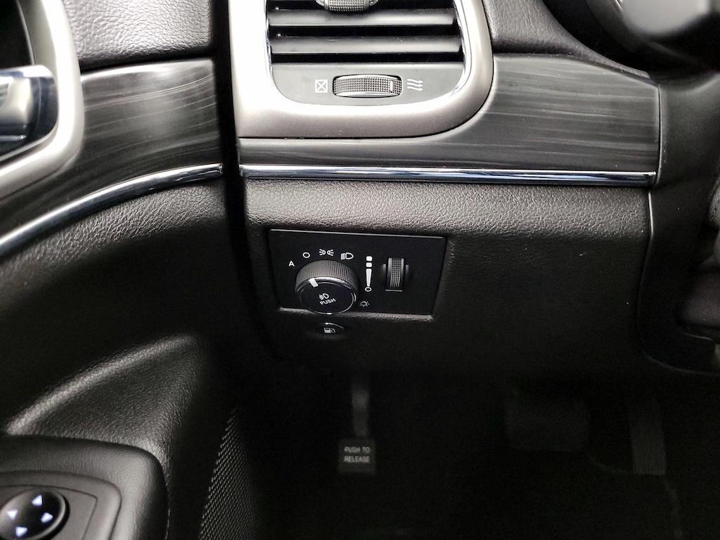 used 2021 Jeep Grand Cherokee car, priced at $26,998