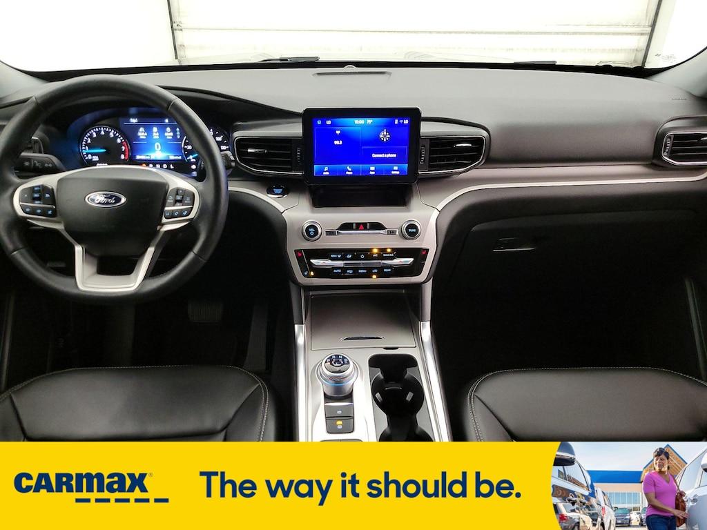 used 2024 Ford Explorer car, priced at $32,998