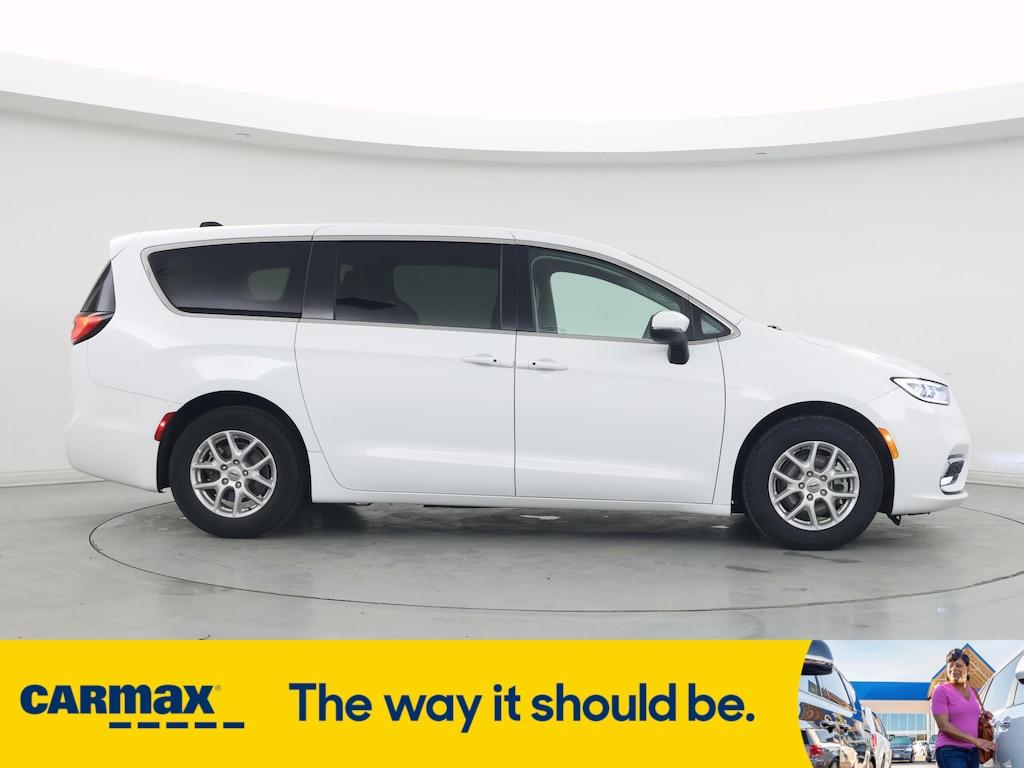 used 2023 Chrysler Pacifica car, priced at $26,998