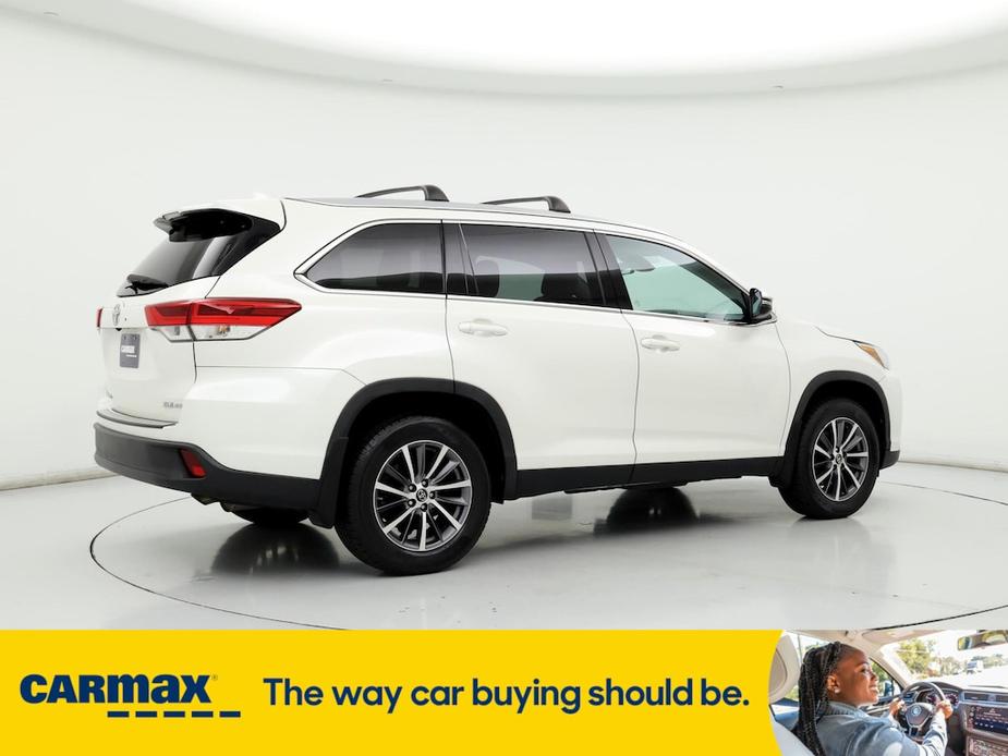 used 2019 Toyota Highlander car, priced at $30,998