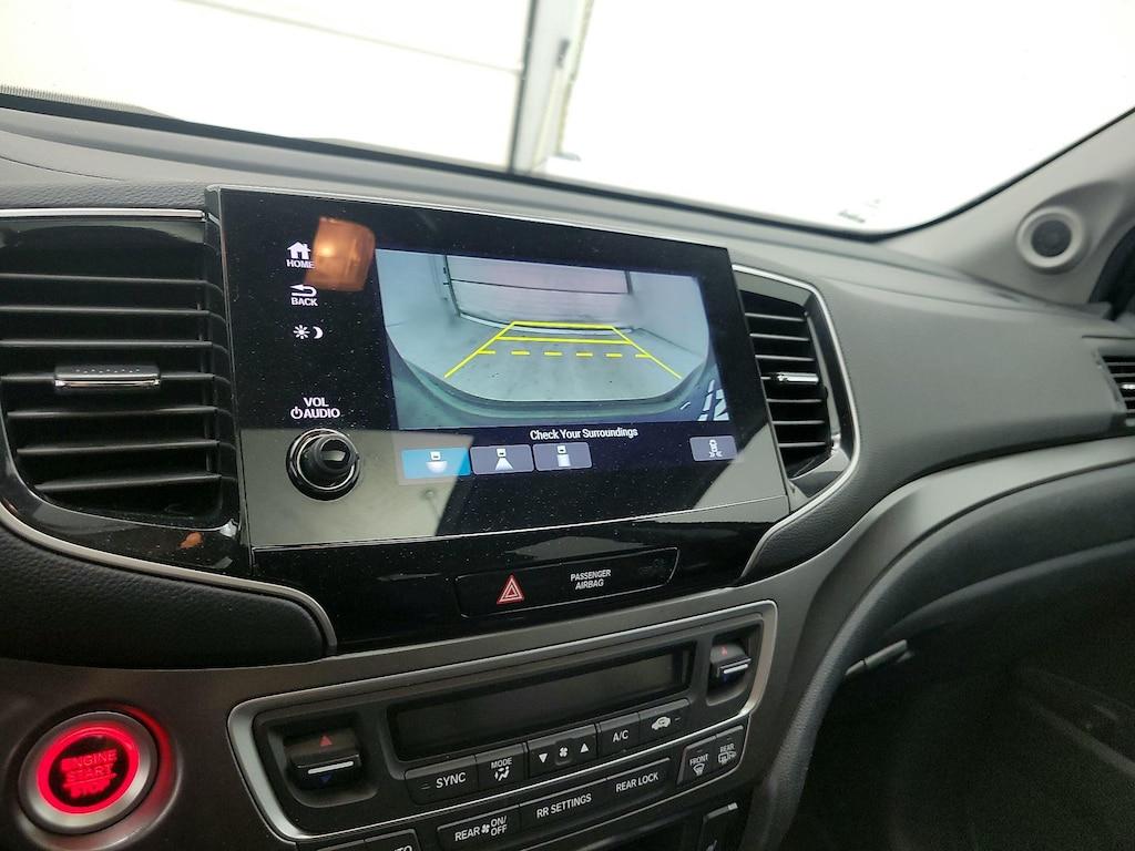 used 2022 Honda Pilot car, priced at $32,998
