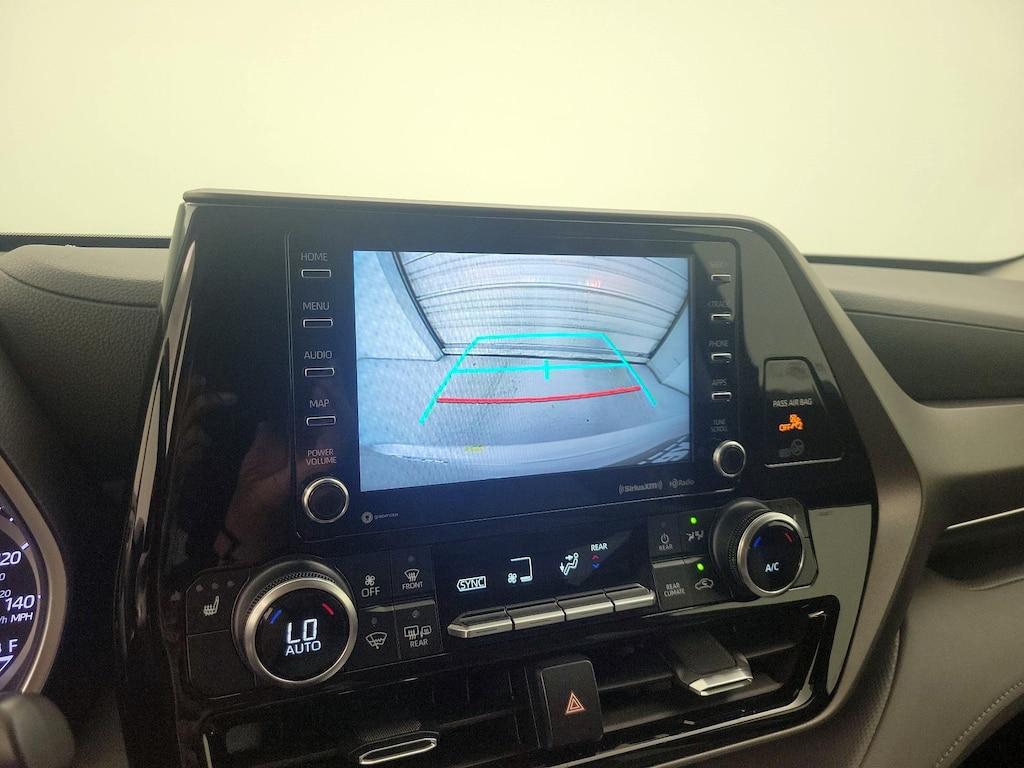 used 2020 Toyota Highlander car, priced at $31,998