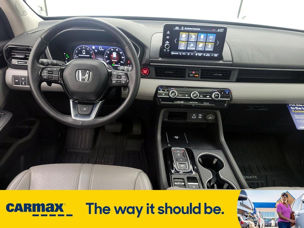 used 2023 Honda Pilot car, priced at $47,998