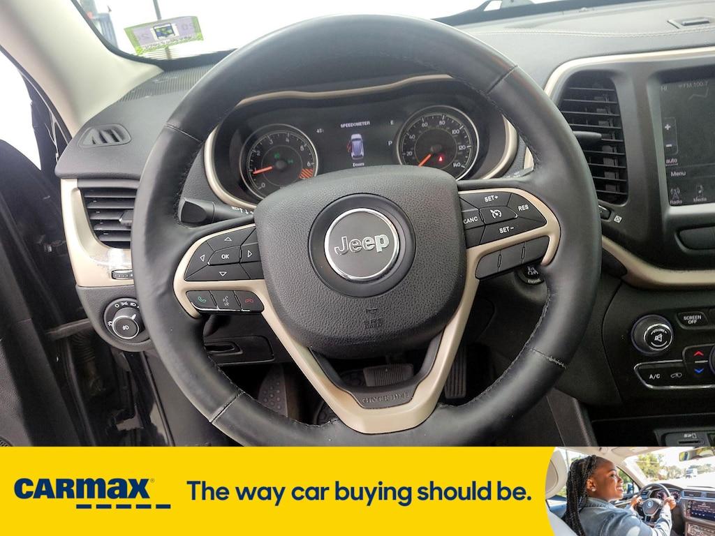 used 2015 Jeep Cherokee car, priced at $15,998