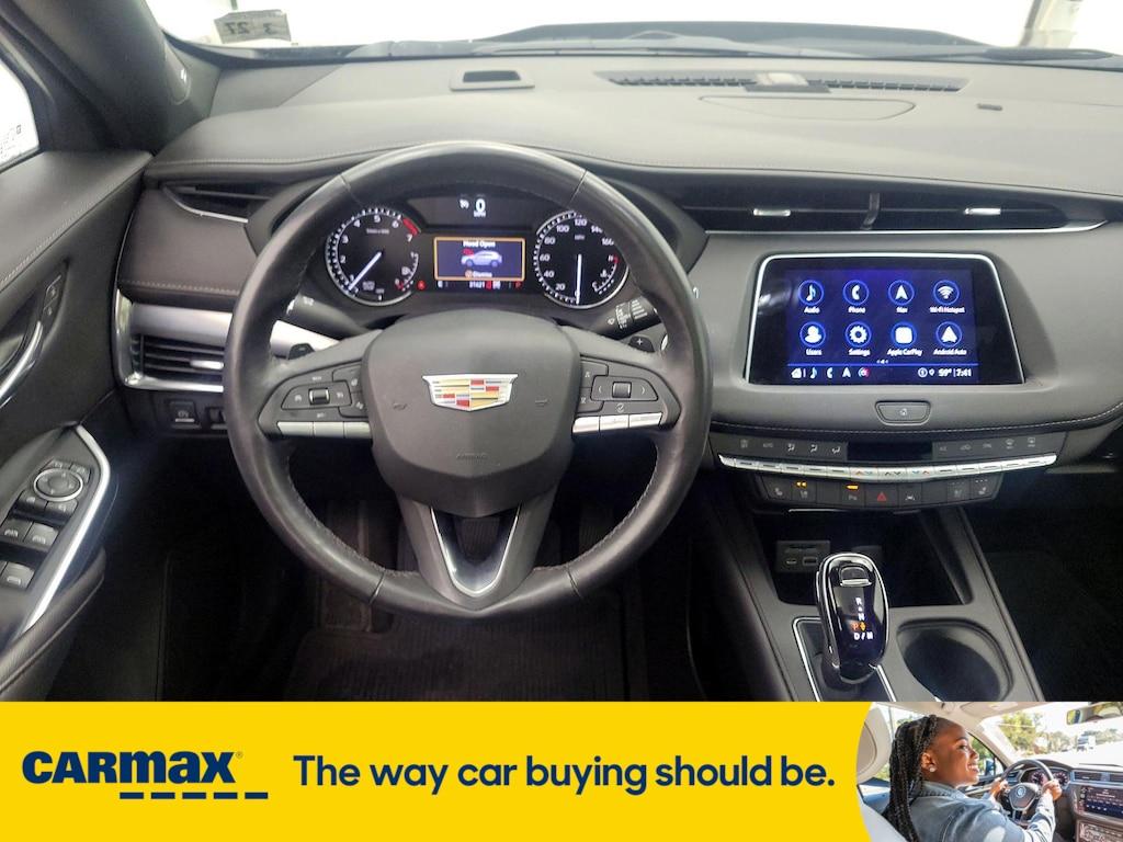 used 2022 Cadillac XT4 car, priced at $28,998