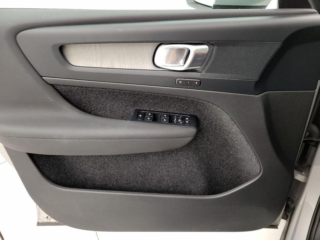used 2023 Volvo XC40 car, priced at $31,998