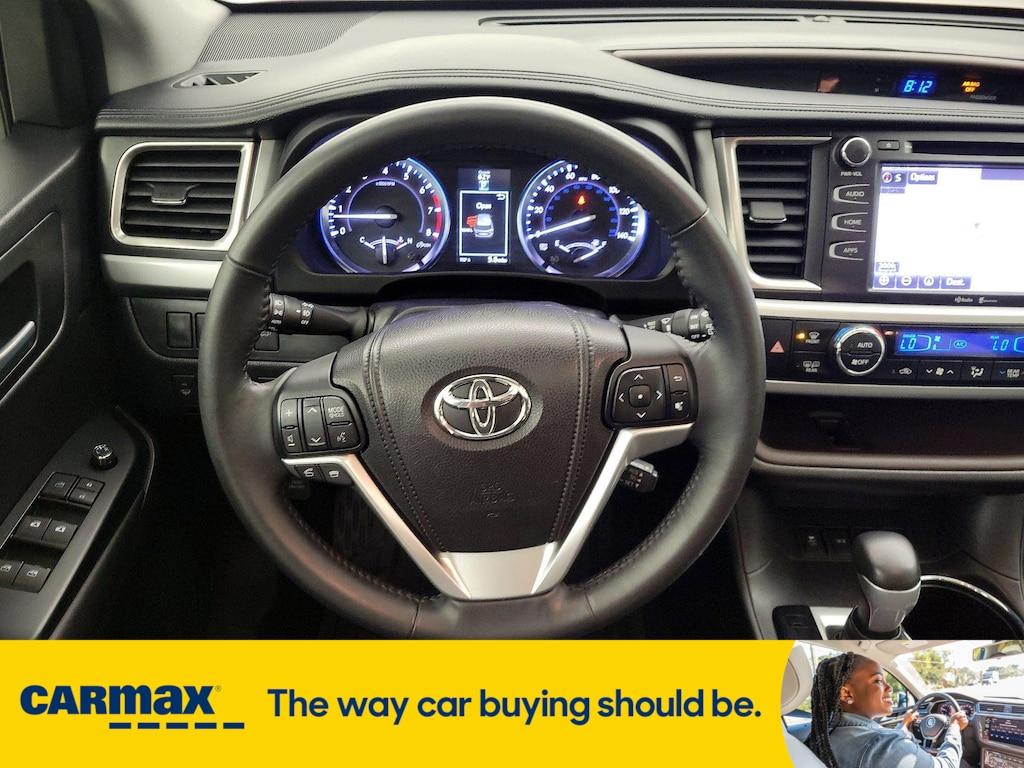 used 2015 Toyota Highlander car, priced at $22,998