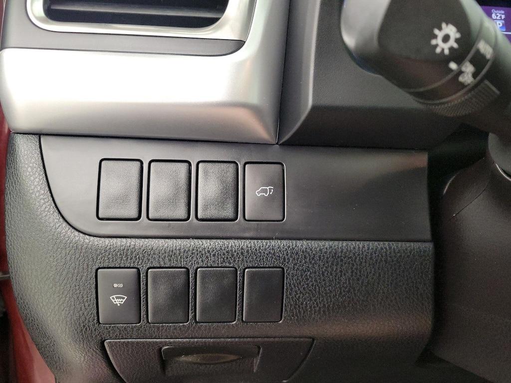 used 2015 Toyota Highlander car, priced at $22,998