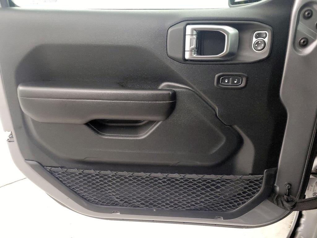 used 2019 Jeep Wrangler car, priced at $27,998