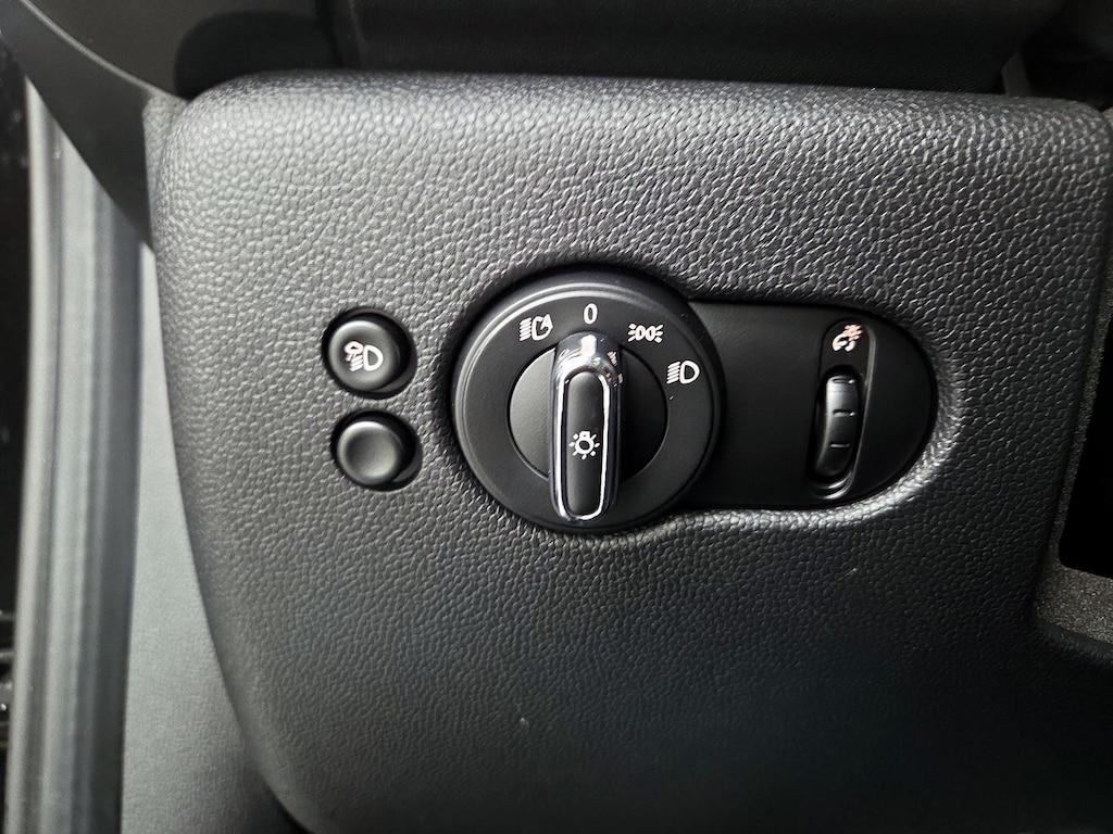 used 2022 MINI Hardtop car, priced at $23,998