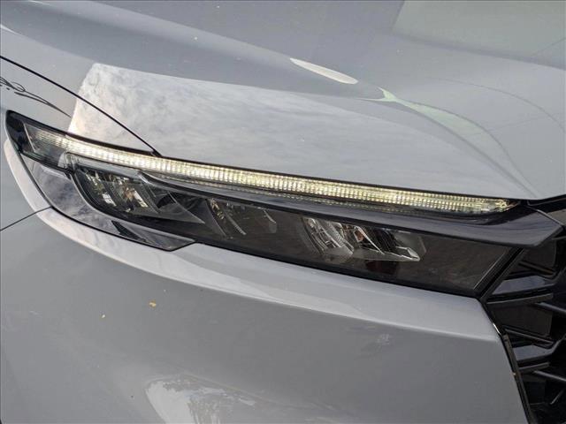 used 2025 Honda CR-V Hybrid car, priced at $38,500