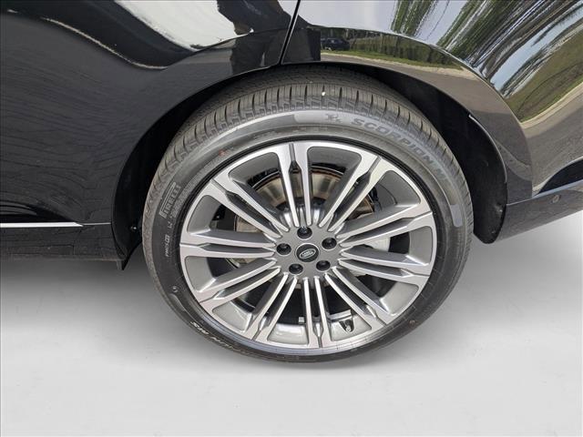 new 2025 Land Rover Range Rover car, priced at $157,575