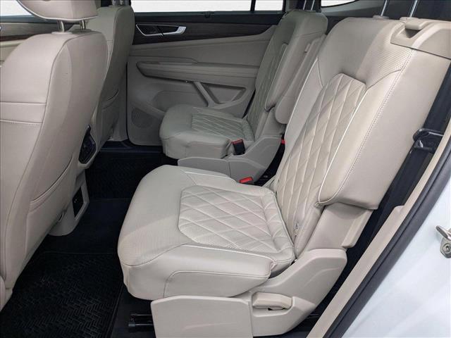 used 2024 Volkswagen Atlas car, priced at $37,900