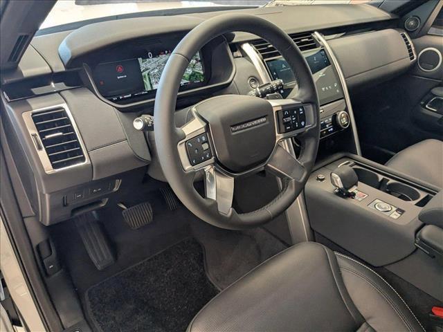 new 2025 Land Rover Discovery car, priced at $61,825