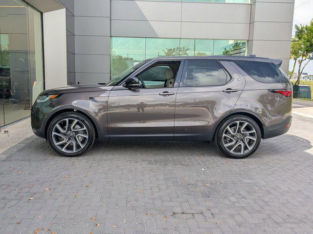new 2025 Land Rover Discovery car, priced at $69,403
