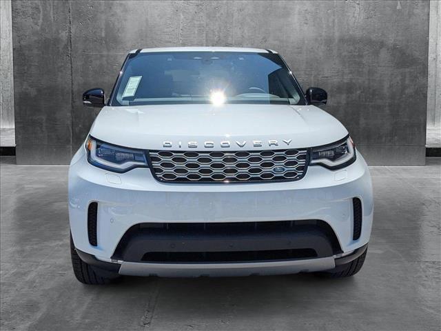 new 2025 Land Rover Discovery car, priced at $62,318