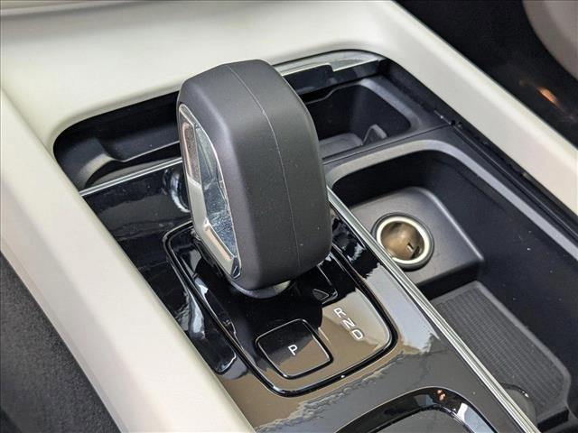 used 2024 Volvo XC60 car, priced at $39,899