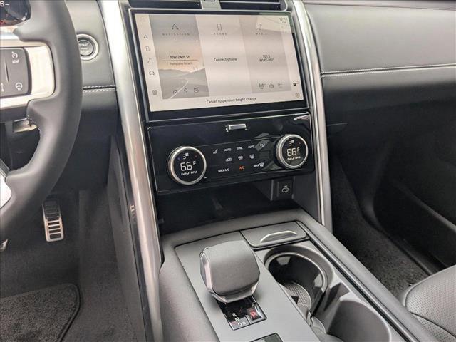 new 2025 Land Rover Discovery car, priced at $85,478