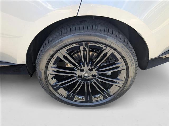 new 2025 Land Rover Range Rover car, priced at $131,555