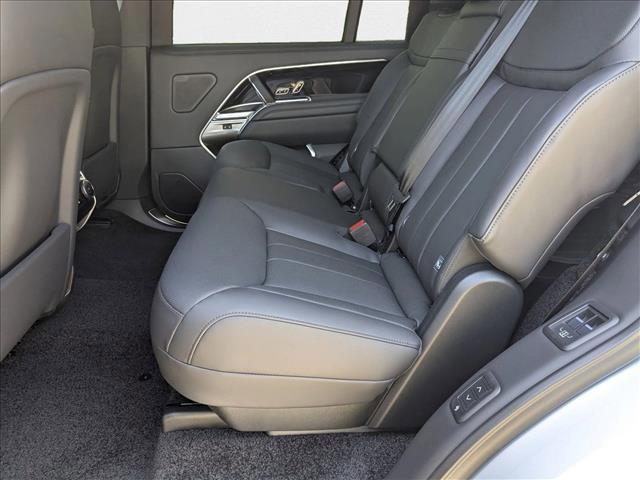 new 2025 Land Rover Range Rover car, priced at $131,555