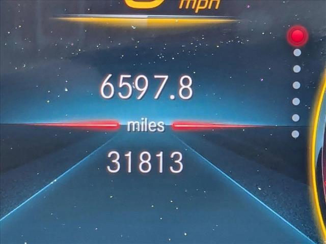 used 2021 Mercedes-Benz GLB 250 car, priced at $28,992