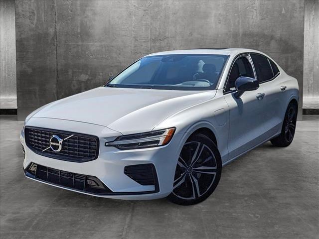 used 2022 Volvo S60 Recharge Plug-In Hybrid car, priced at $29,395