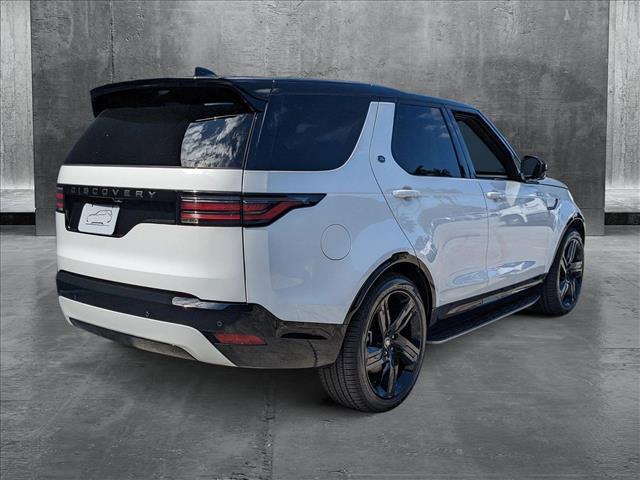 new 2025 Land Rover Discovery car, priced at $79,778