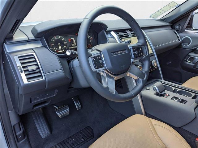 new 2025 Land Rover Discovery car, priced at $79,778