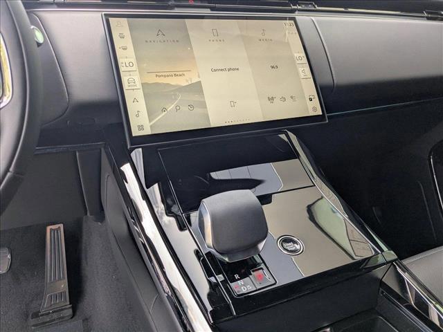 new 2025 Land Rover Range Rover Sport car, priced at $101,040