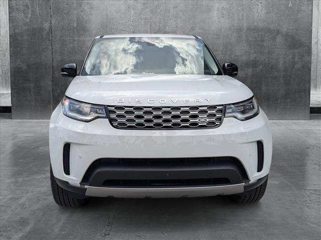 new 2025 Land Rover Discovery car, priced at $61,825