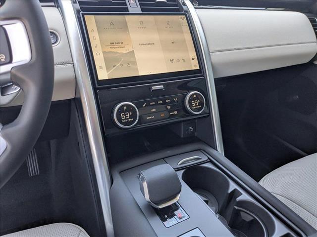 new 2025 Land Rover Discovery car, priced at $62,318