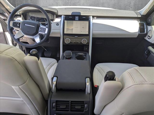 new 2025 Land Rover Discovery car, priced at $62,318