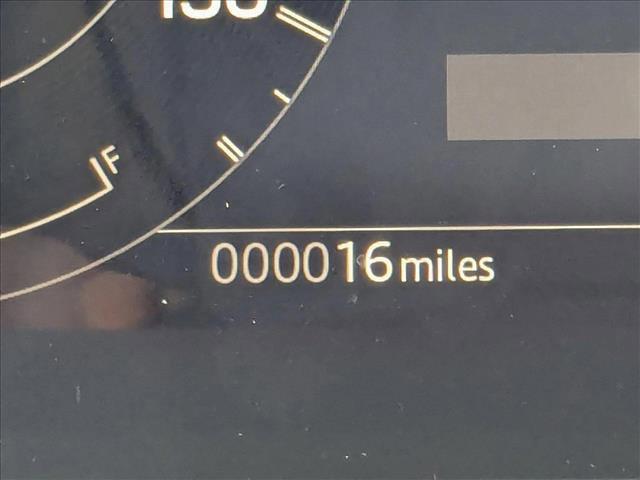 new 2025 Land Rover Discovery car, priced at $62,318