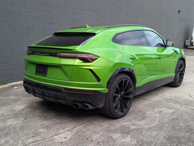 used 2021 Lamborghini Urus car, priced at $199,900