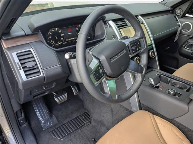 new 2025 Land Rover Discovery car, priced at $75,393