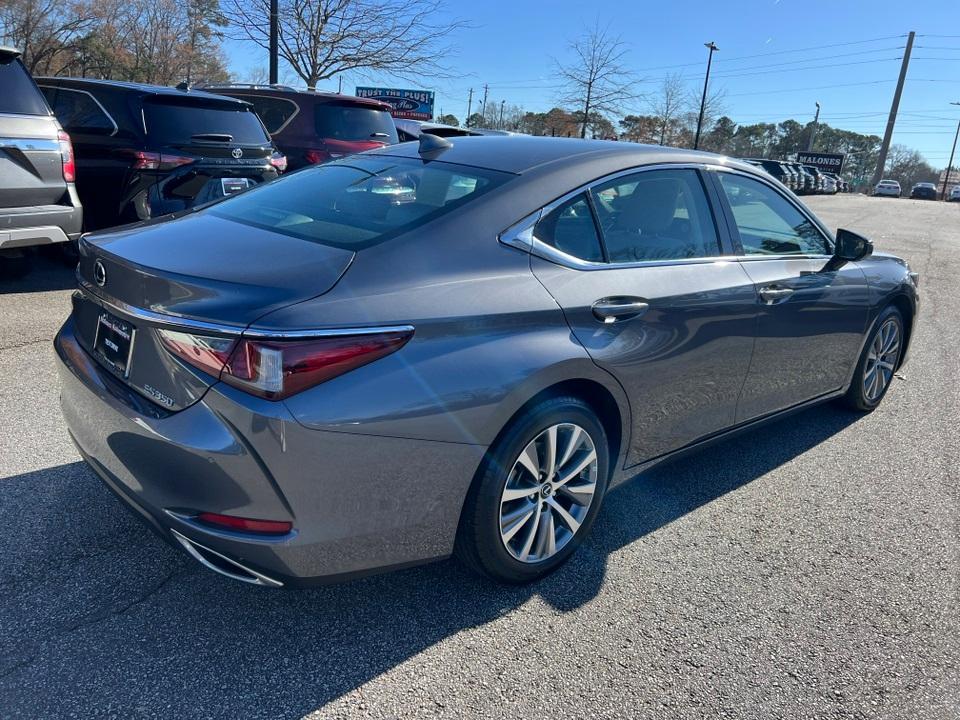 used 2021 Lexus ES 350 car, priced at $34,300