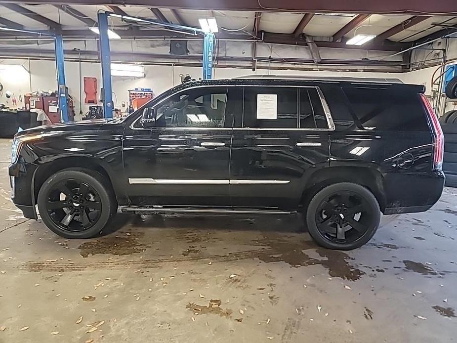 used 2019 Cadillac Escalade car, priced at $40,990