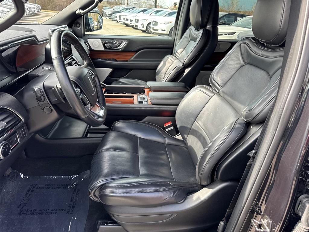 used 2019 Lincoln Navigator car, priced at $36,590