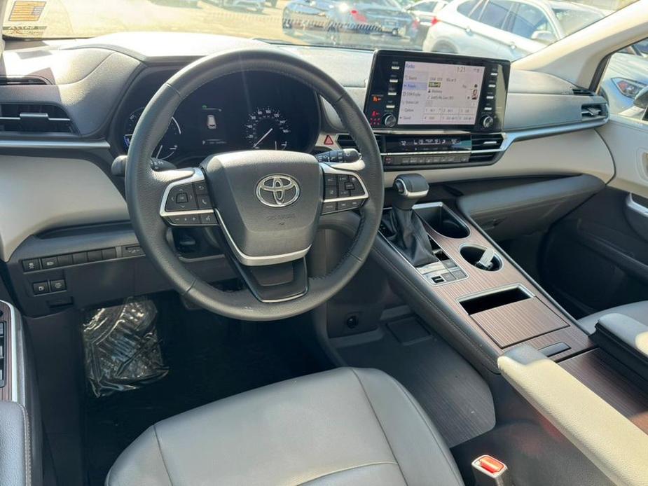 used 2022 Toyota Sienna car, priced at $38,400