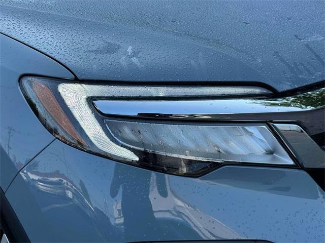 used 2022 Honda Pilot car, priced at $34,990