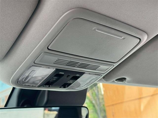 used 2022 Honda Pilot car, priced at $29,727