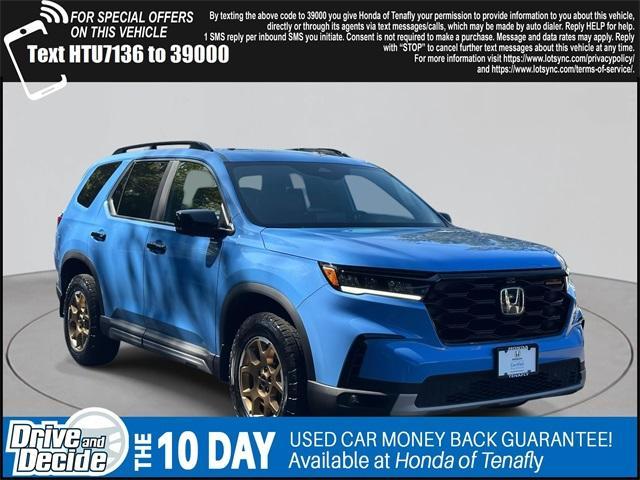used 2024 Honda Pilot car, priced at $39,990