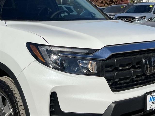 new 2024 Honda Ridgeline car, priced at $41,600