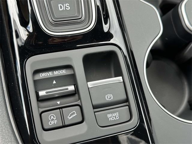 new 2025 Honda Pilot car, priced at $55,305