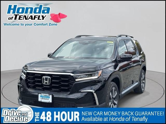 new 2025 Honda Pilot car, priced at $55,305