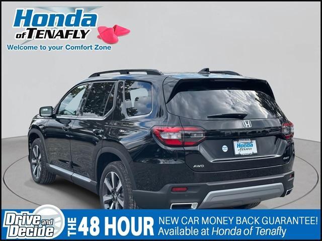 new 2025 Honda Pilot car, priced at $55,305