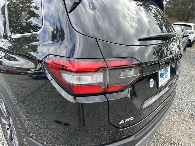 new 2025 Honda Pilot car, priced at $55,305