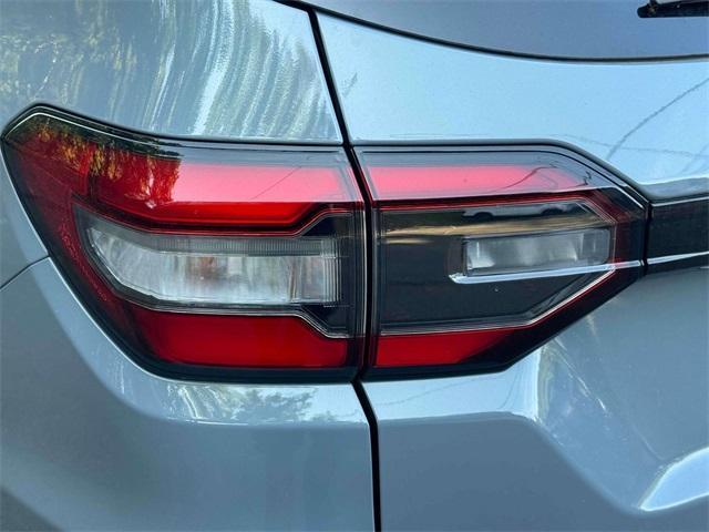 new 2025 Honda Pilot car, priced at $55,715
