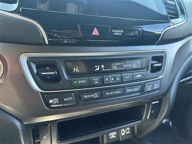 used 2022 Honda Pilot car, priced at $27,389